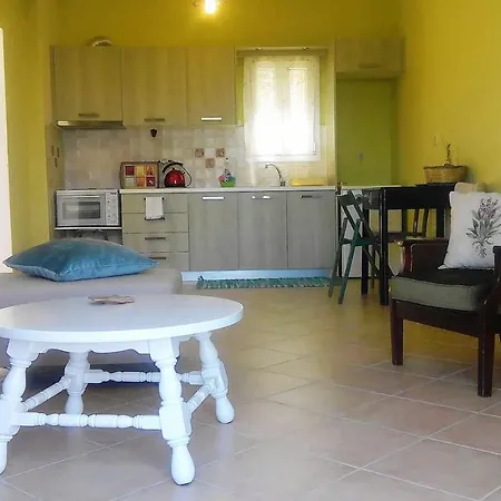 Ermina's Gaze Apartment